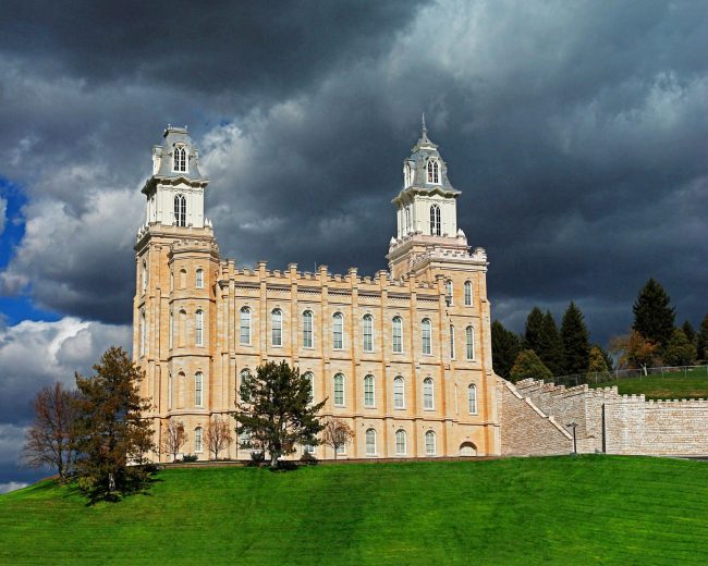 Manti Temple Diamond Painting