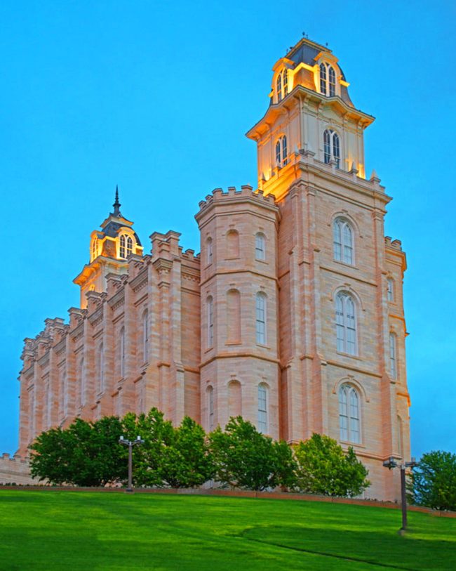 Manti Temple Building Diamond Painting