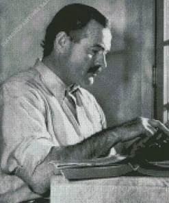 Ernest Hemingway Diamond Painting